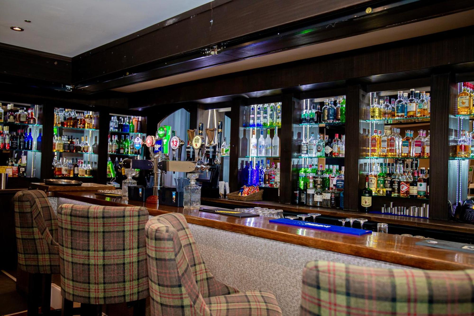 The Enniskillen Hotel And Motel Ngoại thất bức ảnh