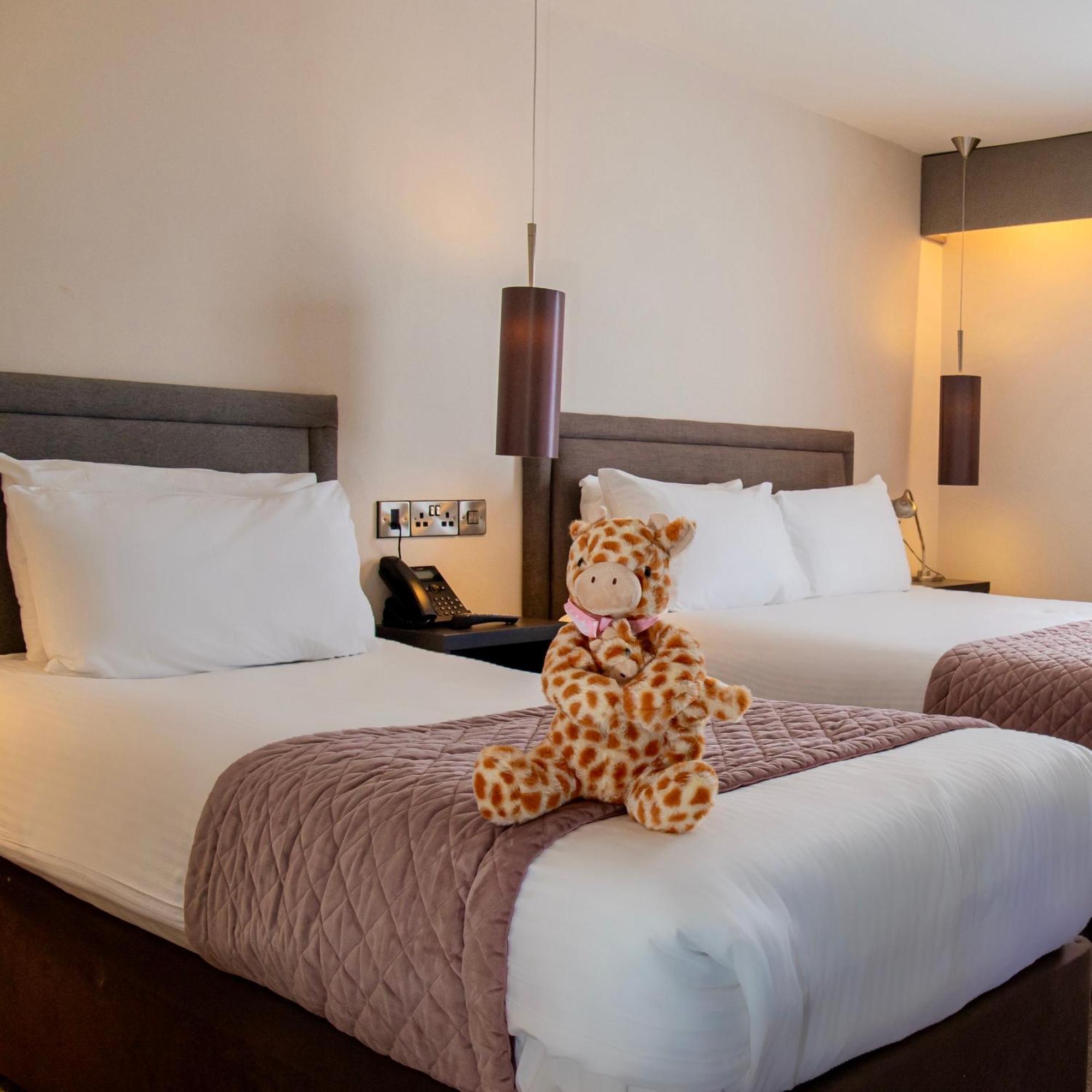 The Enniskillen Hotel And Motel Ngoại thất bức ảnh