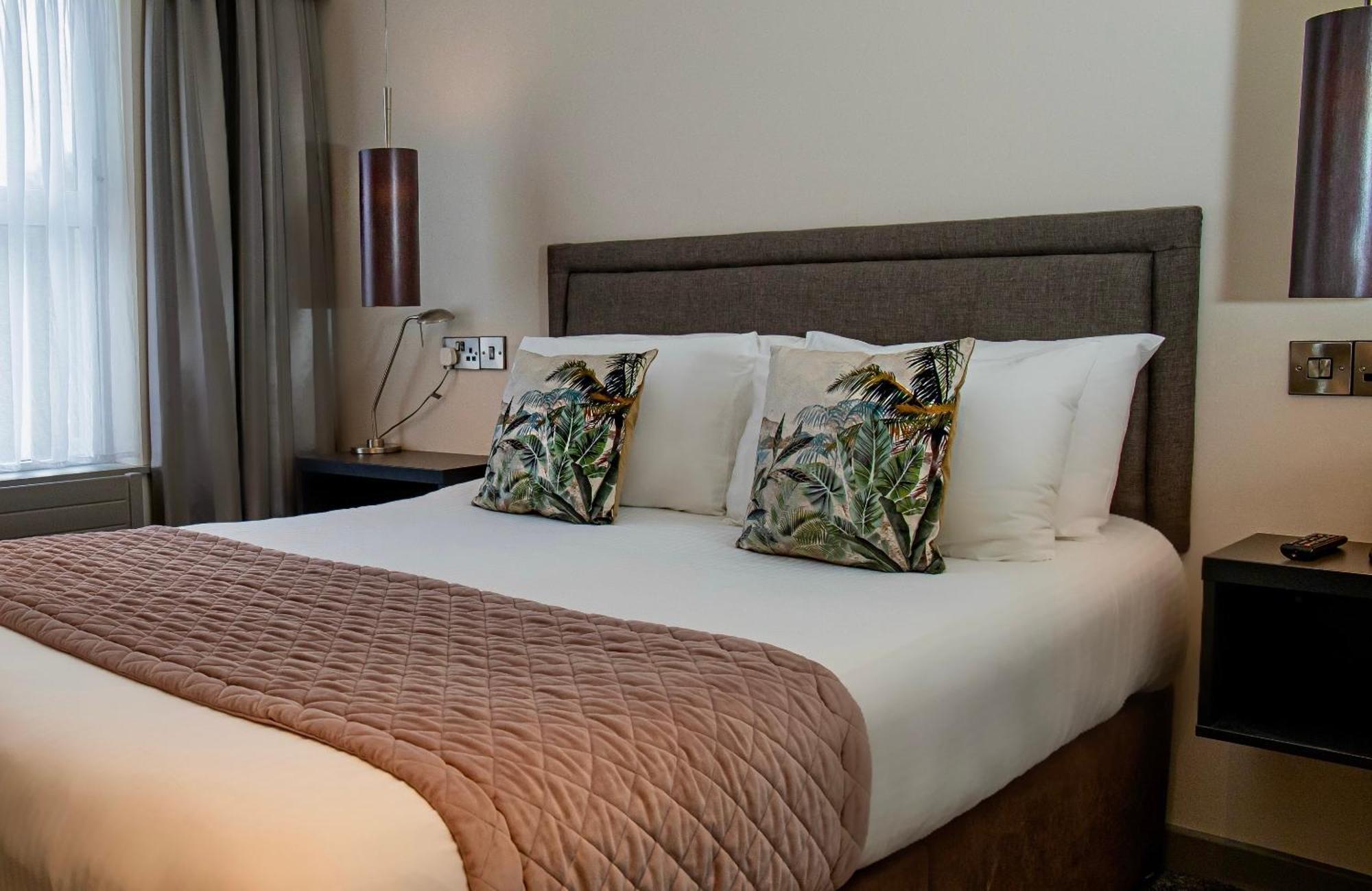 The Enniskillen Hotel And Motel Ngoại thất bức ảnh