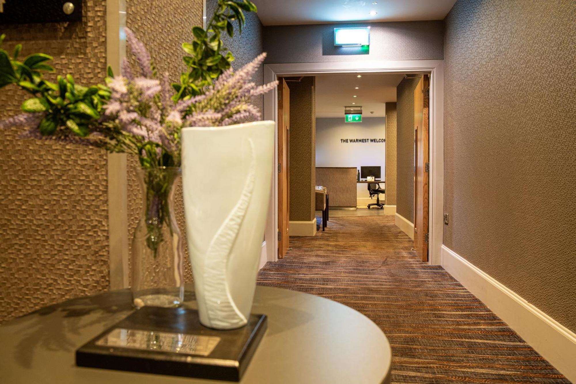 The Enniskillen Hotel And Motel Ngoại thất bức ảnh