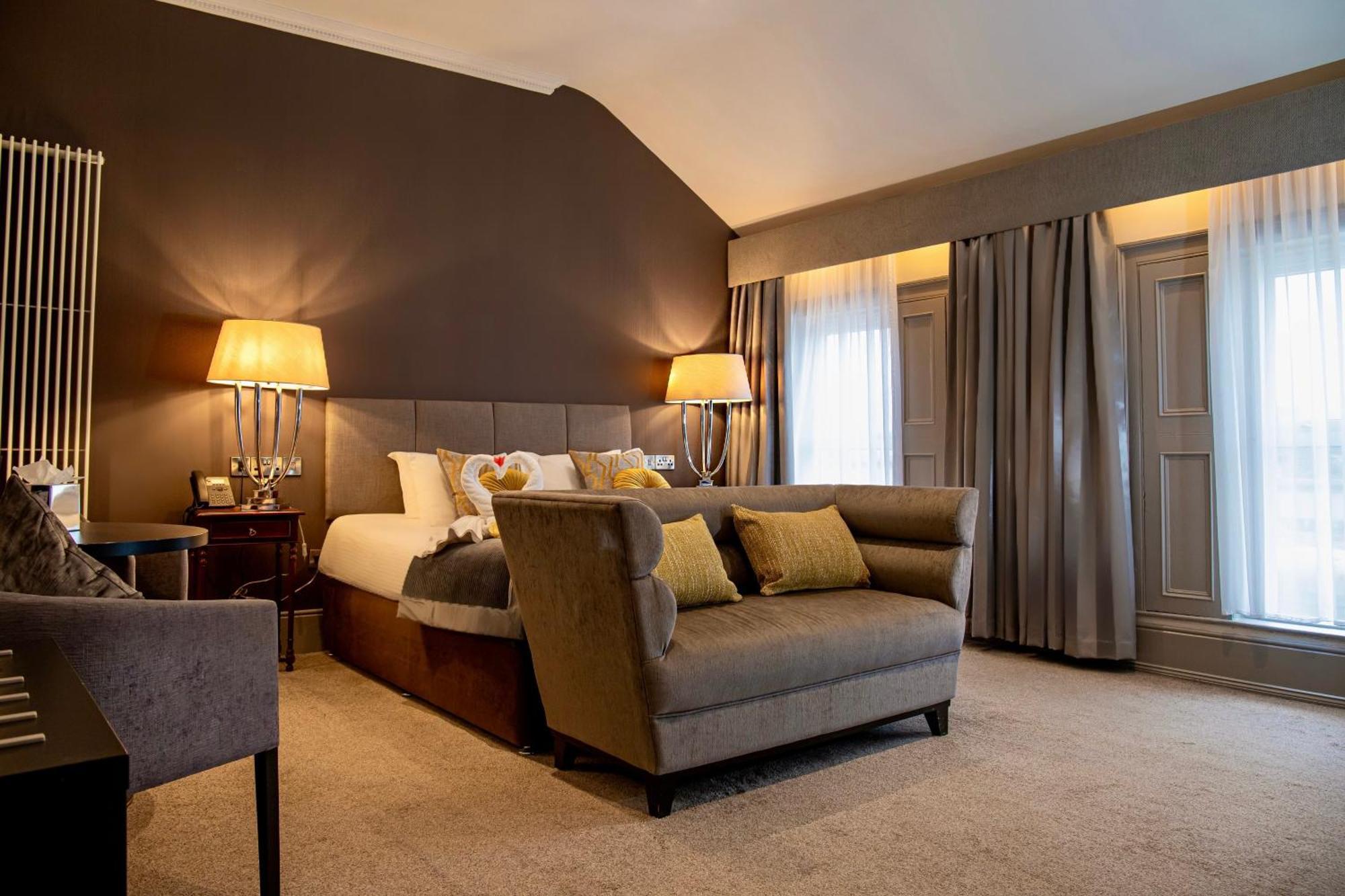 The Enniskillen Hotel And Motel Ngoại thất bức ảnh